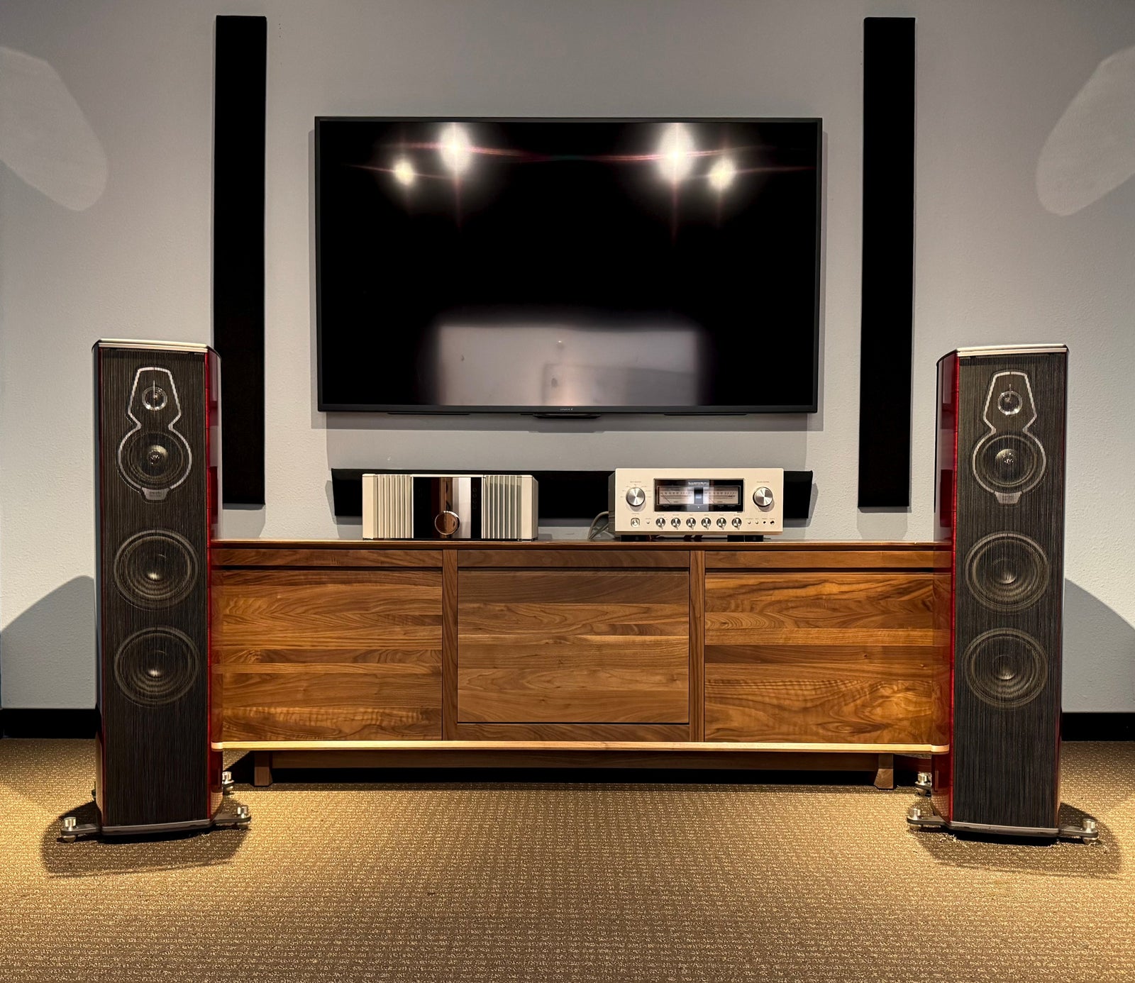 Saturday Sessions with Sonus faber, Burmester, Luxman, and Nordost