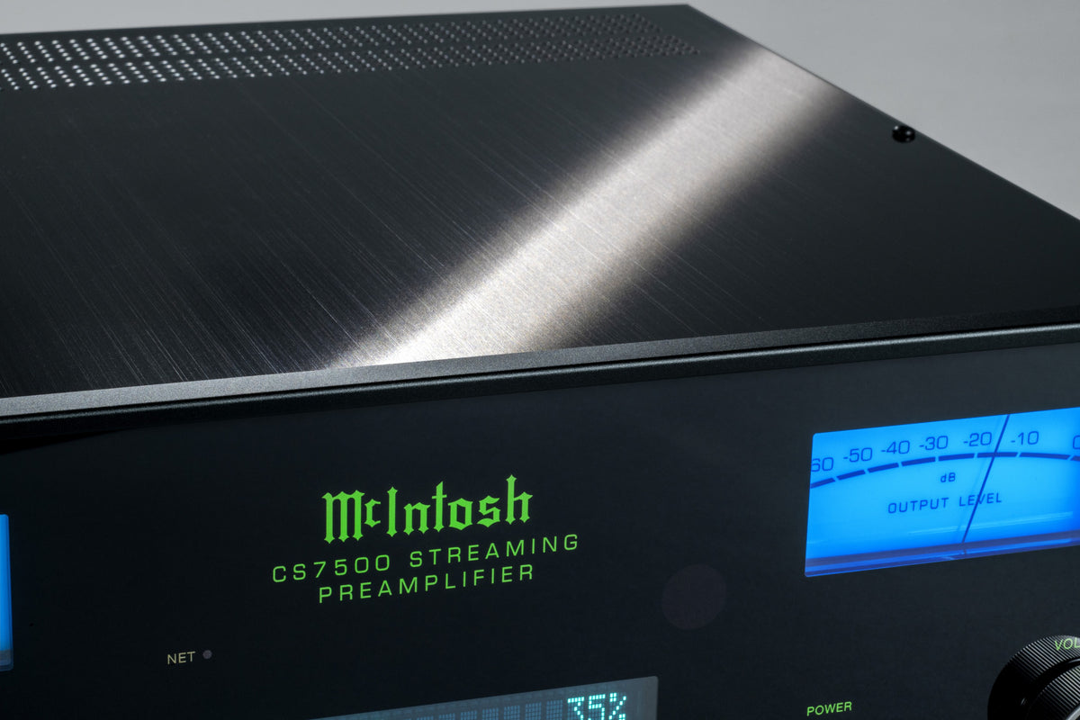 McIntosh CS7500 Streaming Preamplifier — top close-up