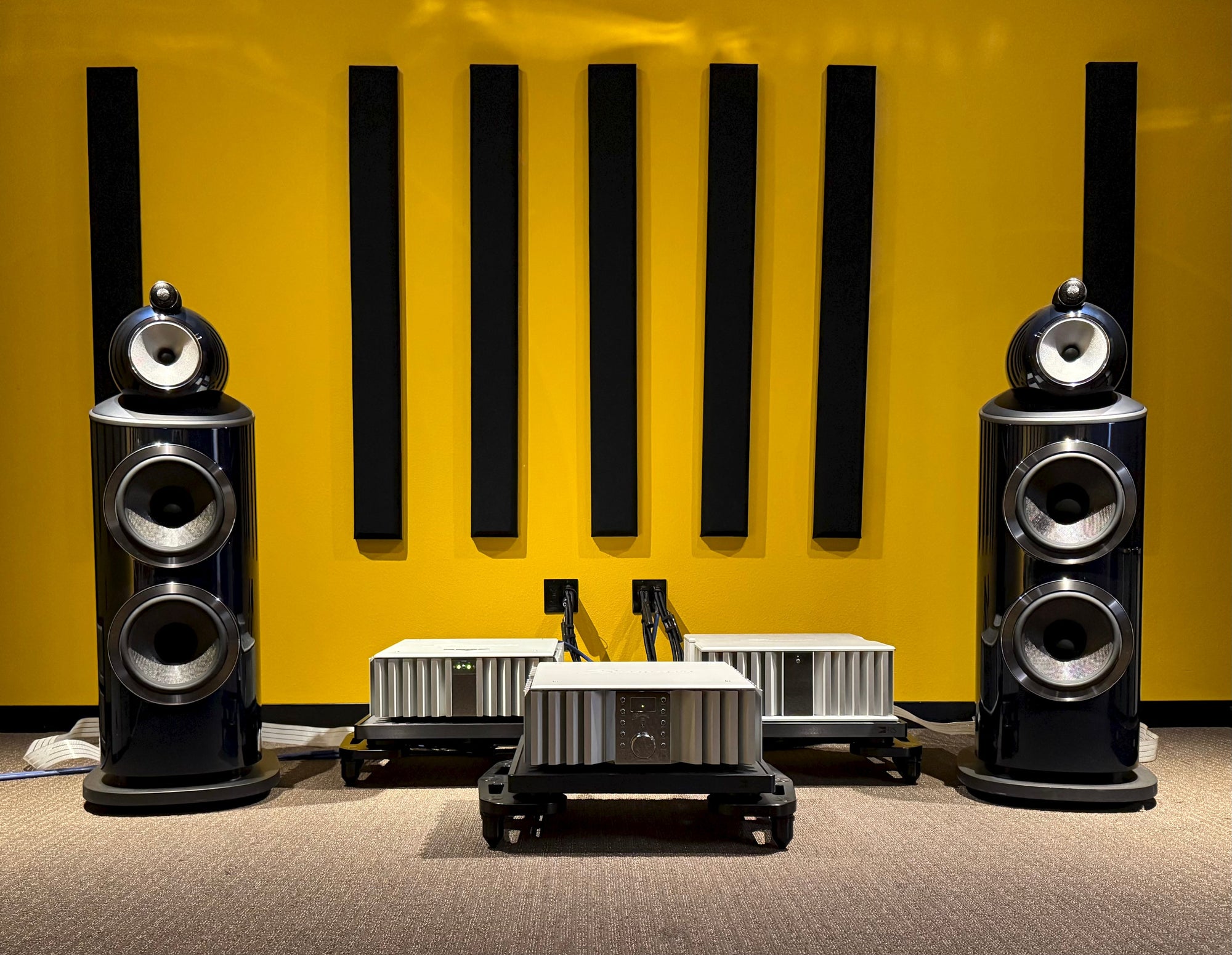 Bowers & Wilkins 800 Series + Burmester + dCS Vivaldi Stack