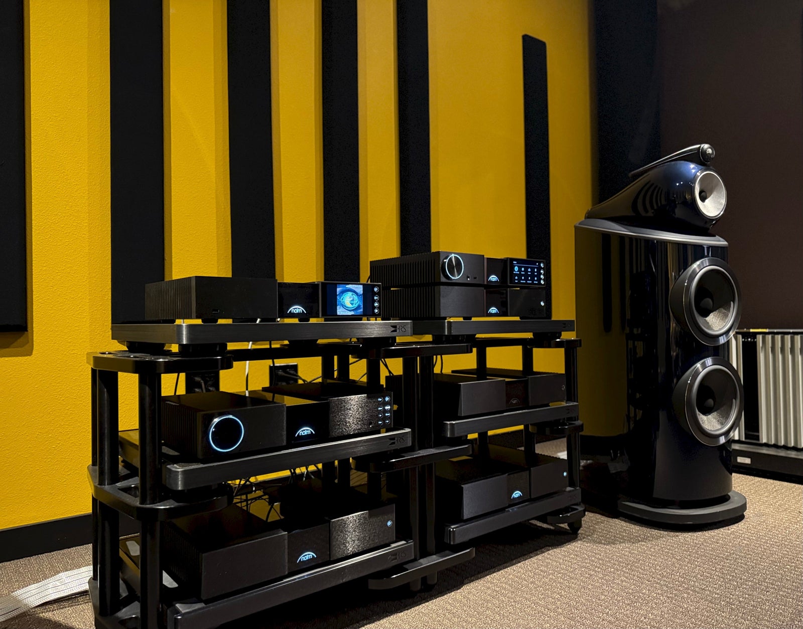 The 200 & 300 NAIM Series at Pearl Audio