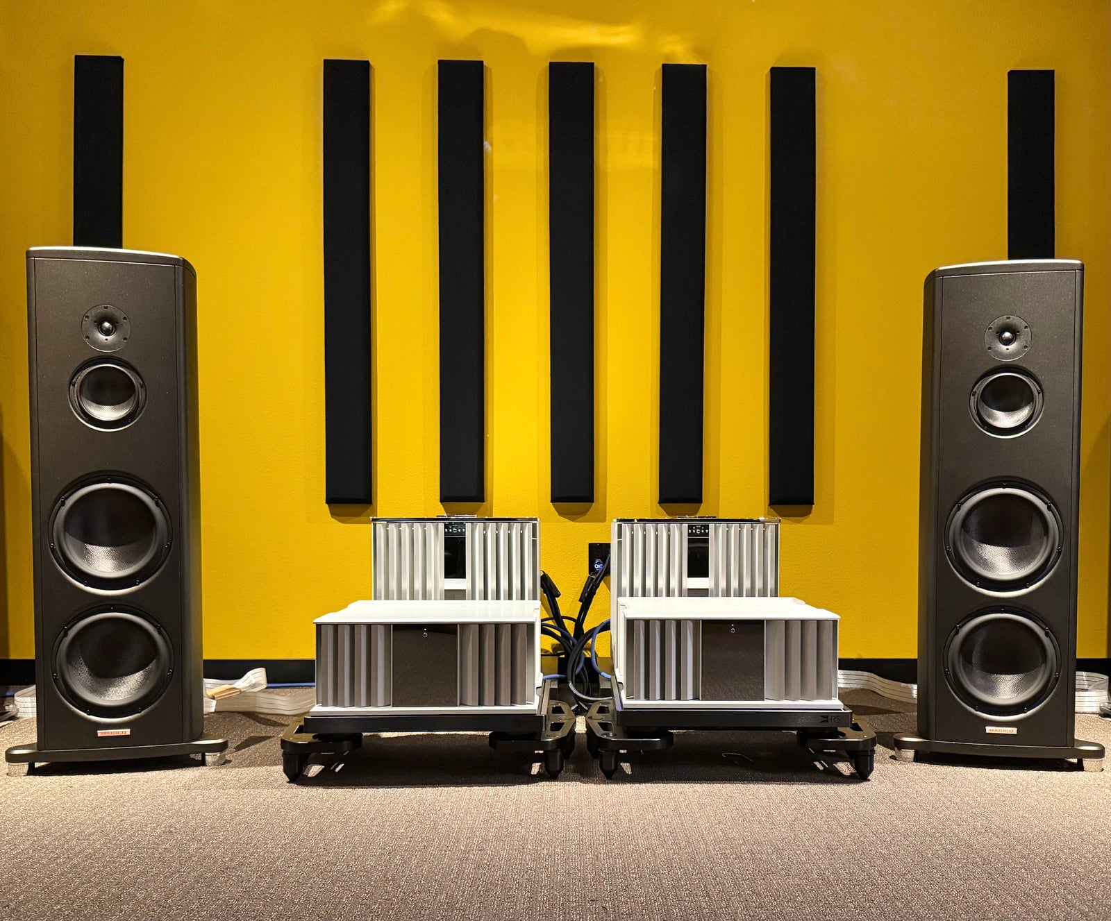 Saturday Sessions with Magico S5 loudspeakers