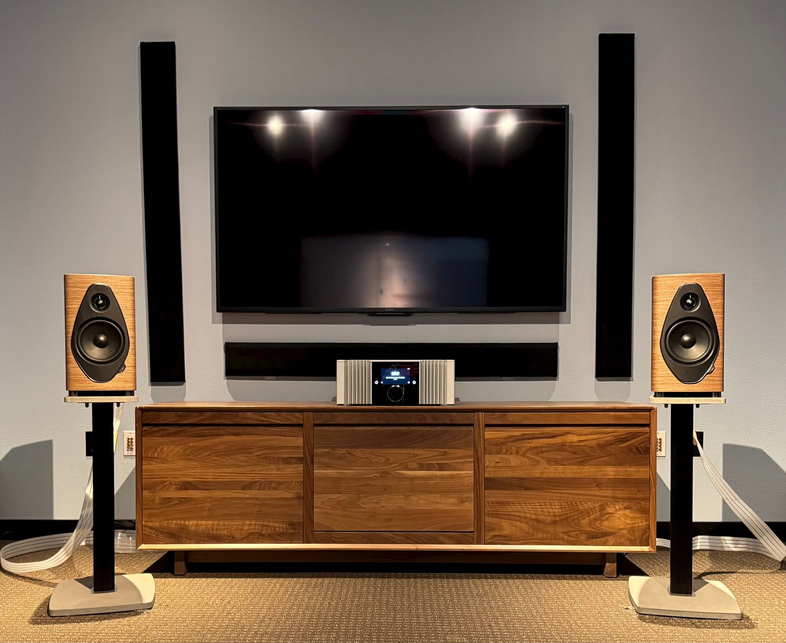 Saturday Sessions with Sonus faber Sonetto II and Burmester 232 Integrated Amplifier