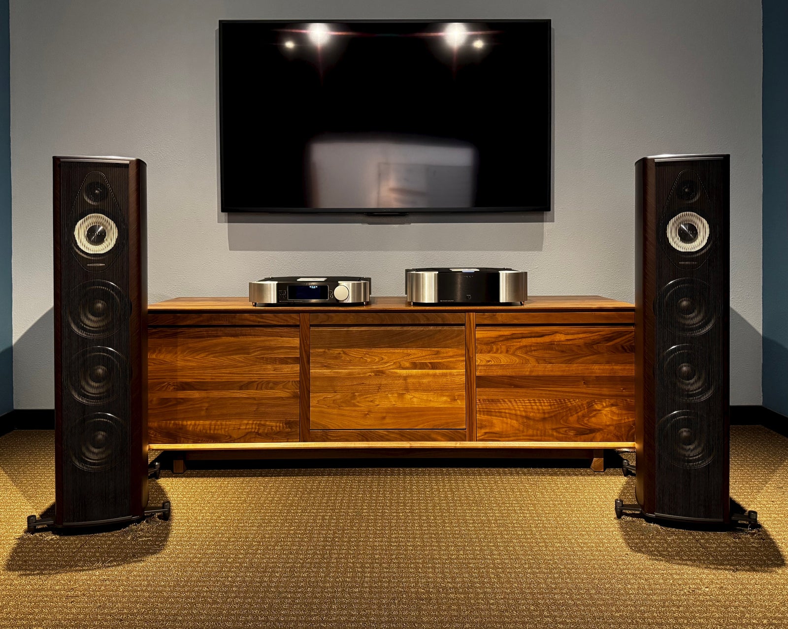 Saturday Systems with Moon's North Collection, Sonus faber Olympica V's, and Nordost Valhalla Cabling