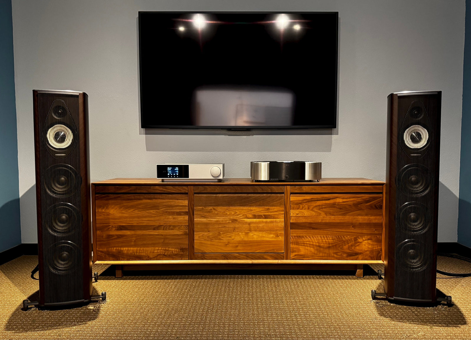 Saturday Sessions with dCS Lina DAC X, Sf Olympica V G3, MOON 761 Power Amplifier, and AQ's Lone Ranger