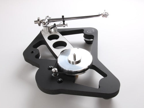Rega Planar 10 Arrives