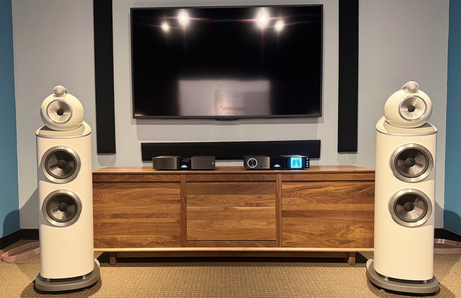 Naim NSC 222 and NAP 250 with Bowers & Wilkins 803 D4 at Pearl Audio