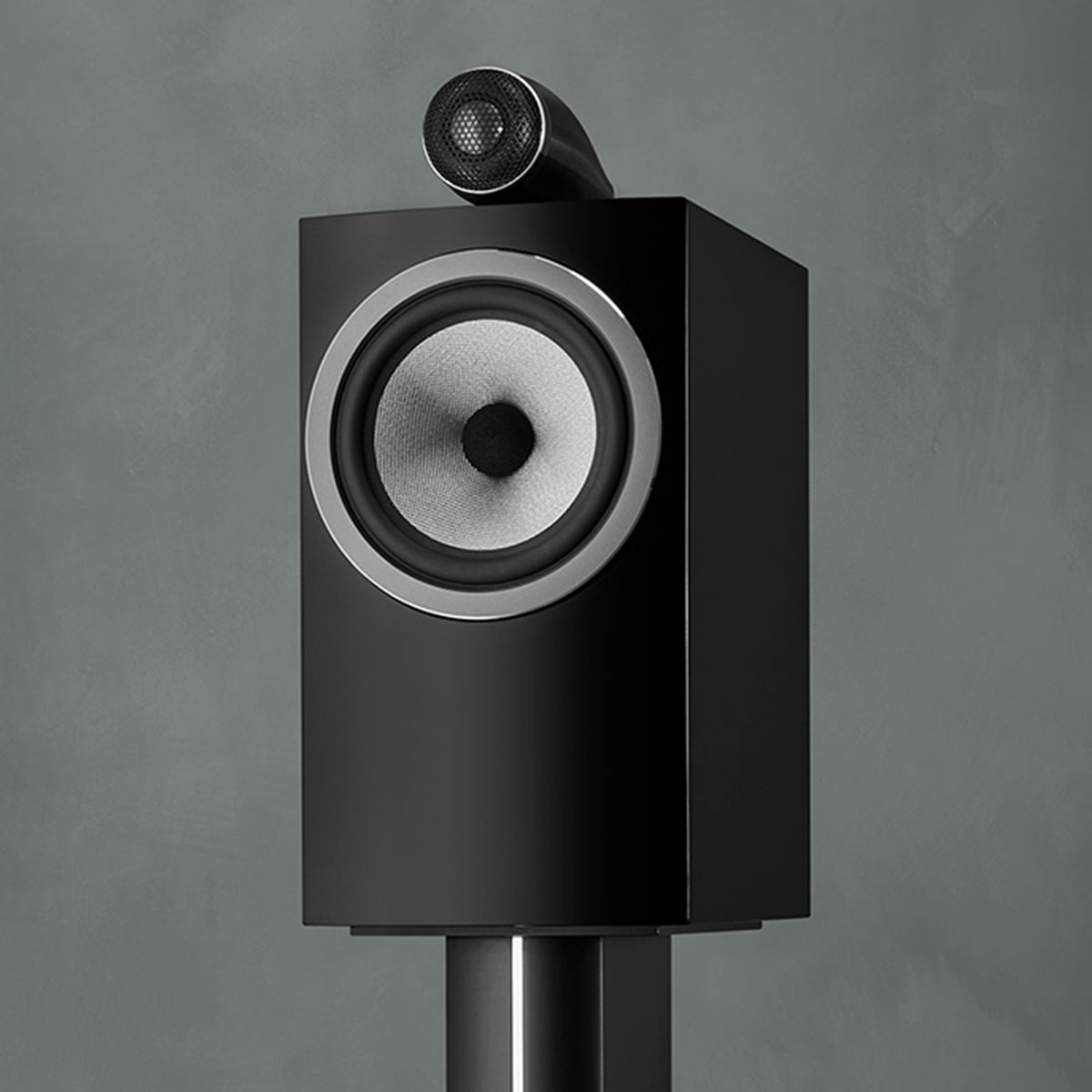 Bowers & Wilkins 705 S3 speaker — official product view 3