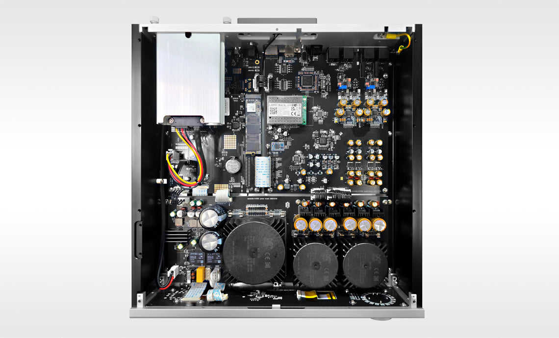 Aurender A1000 High-Performance Analog Player with Advanced Connectivity