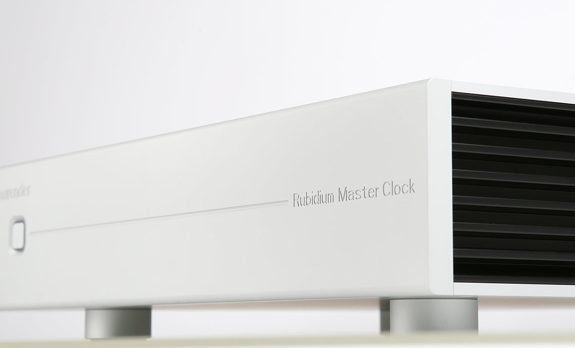 Aurender MC10 Premium Master Clock - High-End Audio Precision Timing, 10MHz Rubidium Reference