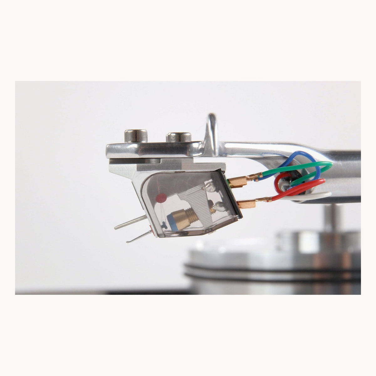 Rega Apheta 3 view 4
