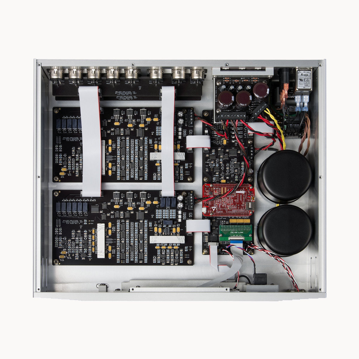 Boulder 1110 Preamplifier – interior view