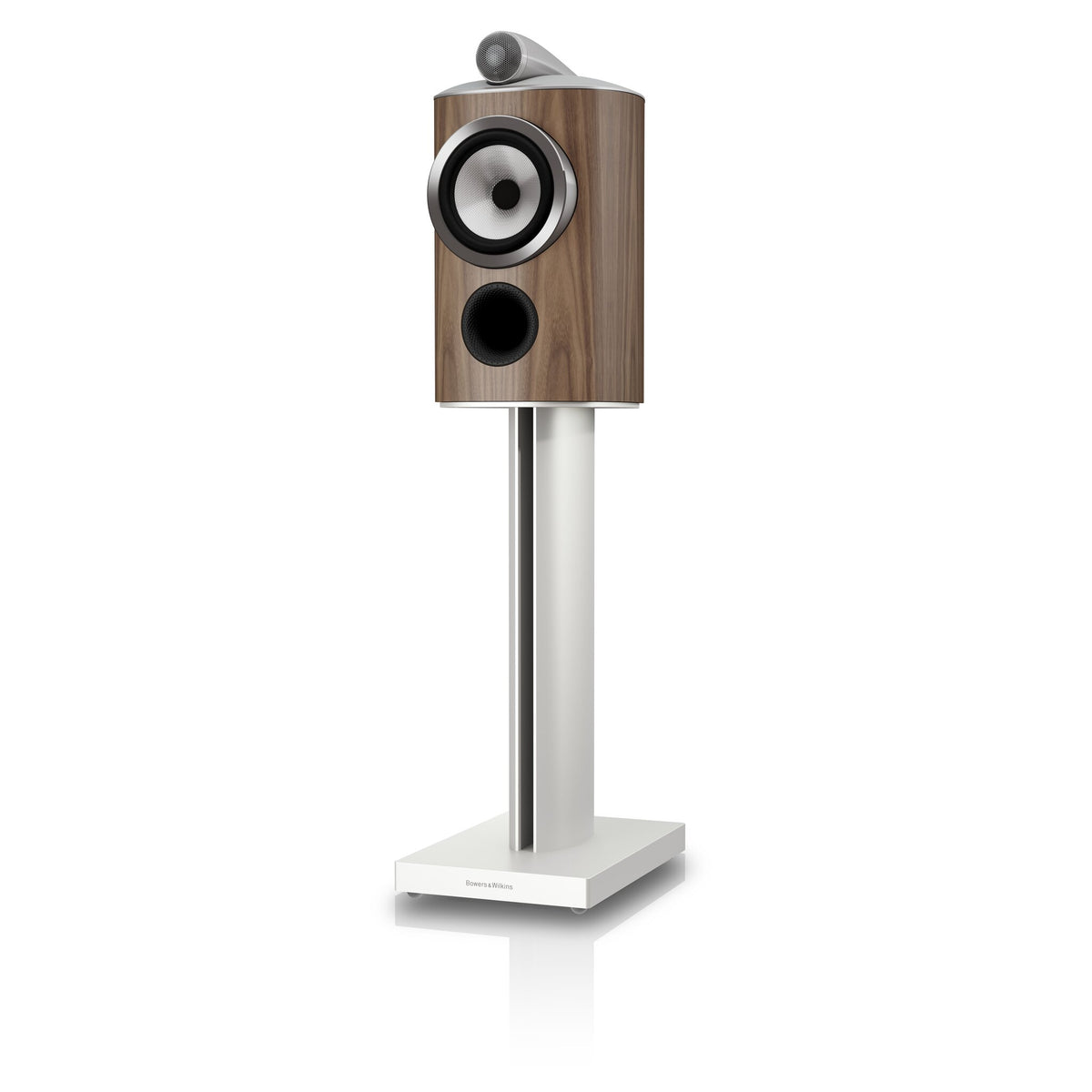 Bowers & Wilkins 805 D5 in Light Walnut, three-quarter view