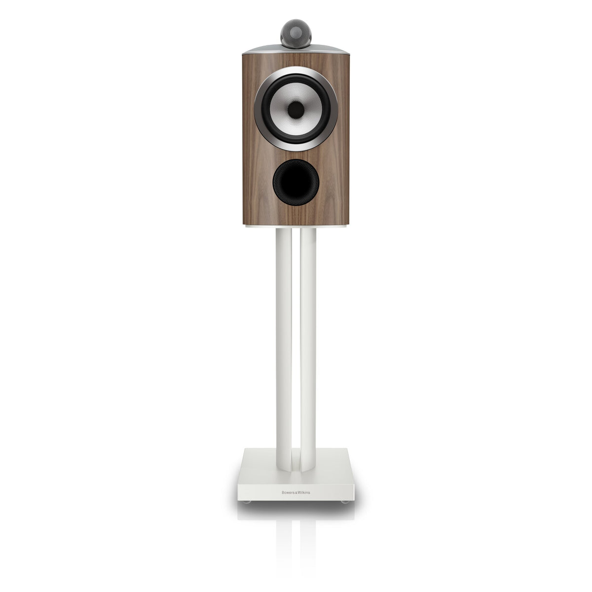 Bowers & Wilkins 805 D5 in Light Walnut, front view