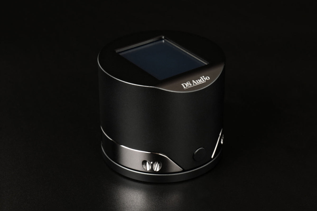 DS Audio ES-002 Eccentricity Detection Stabilizer