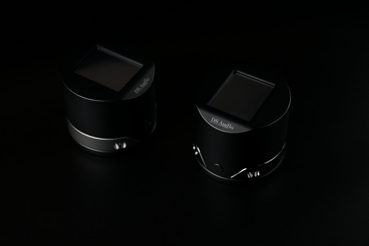 DS Audio ES-002 Eccentricity Detection Stabilizer