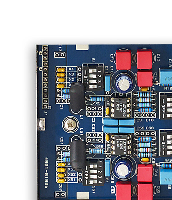 High-End Belt-Drive Turntable with DSP Motor Control and Aluminum Platter