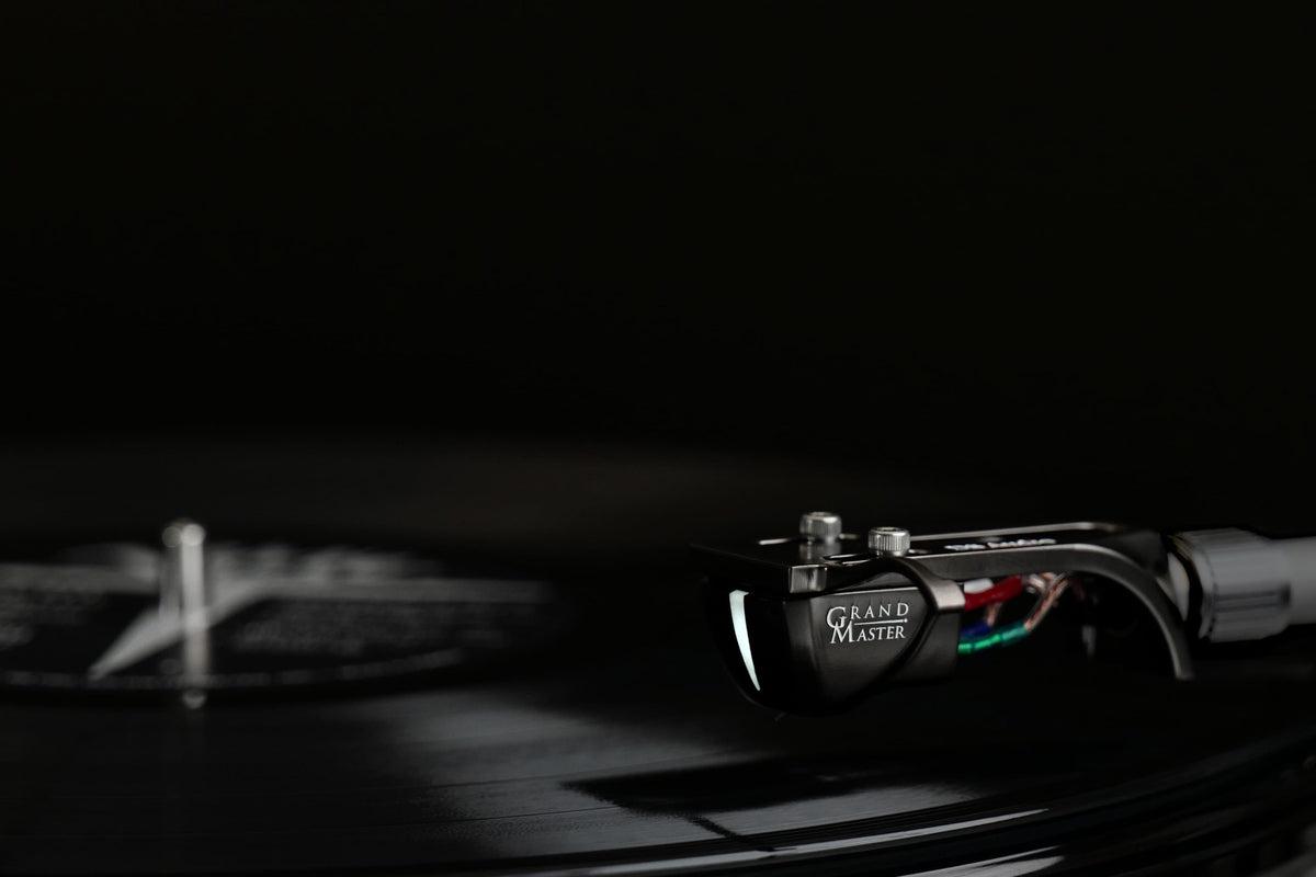 Grand Master Optical Phono Cartridge System
