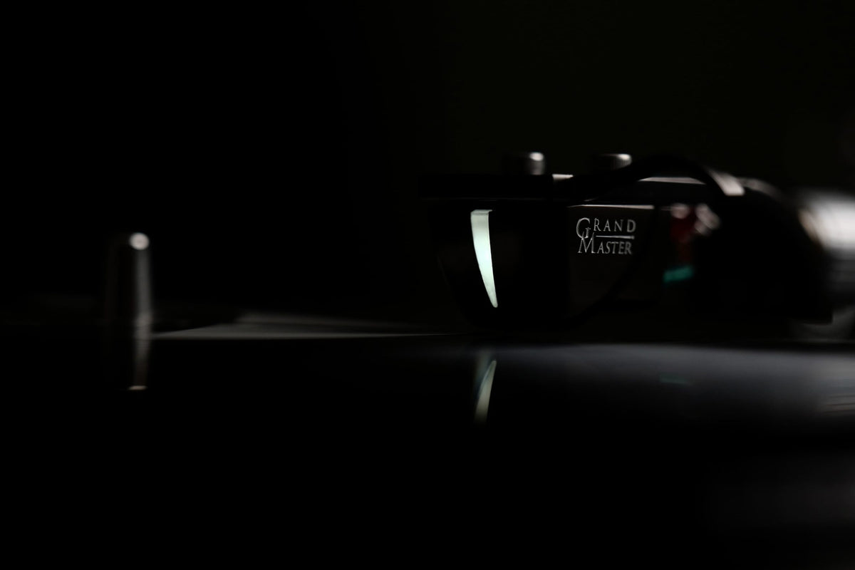 Grand Master Optical Phono Cartridge System
