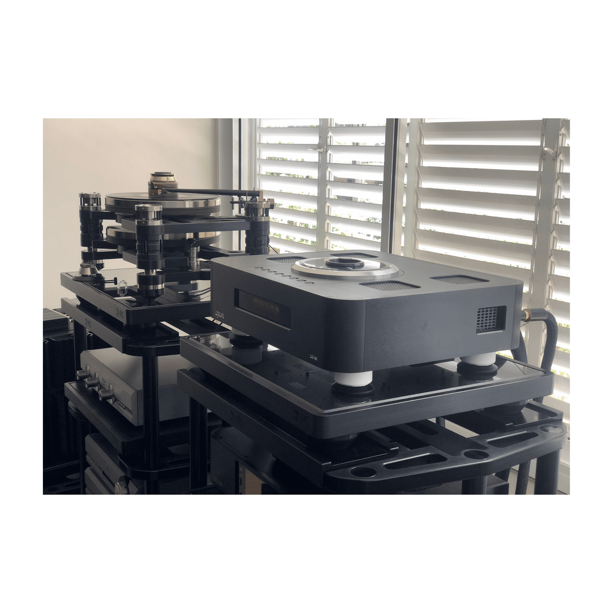 SXR Signature Three-Shelf Rack with S3 Bases in black finish