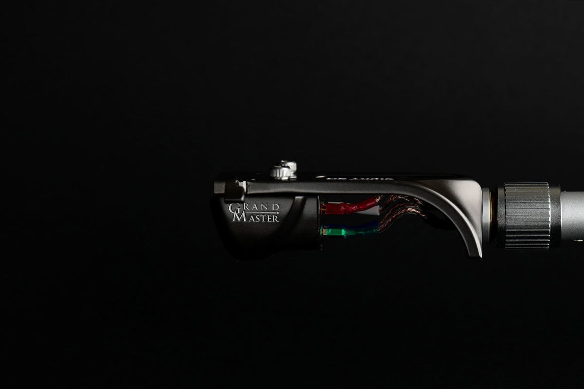 HS-001 Solid Head Shell