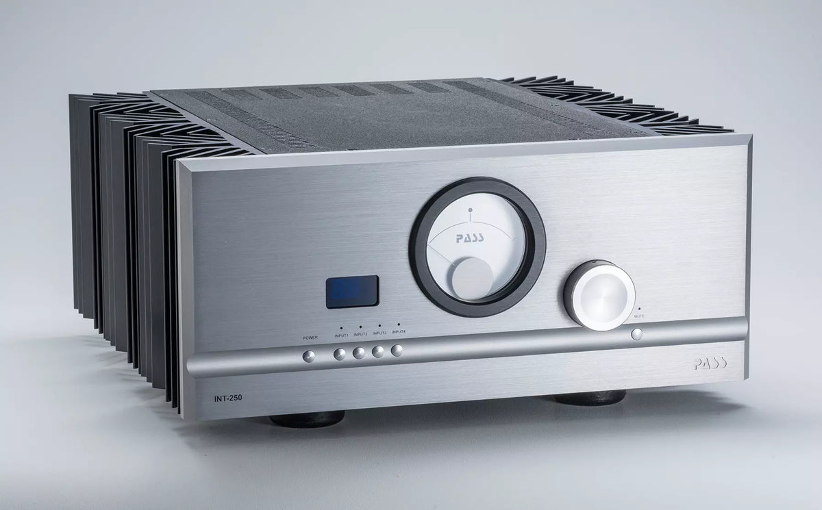 INT-250 Integrated Amplifier