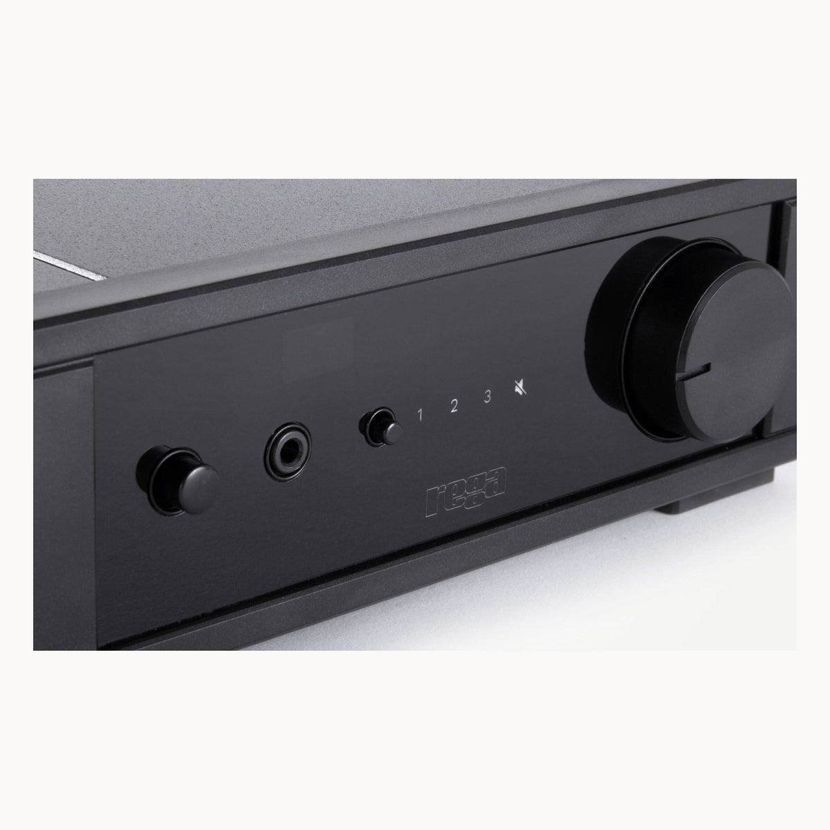 Rega Io view 3