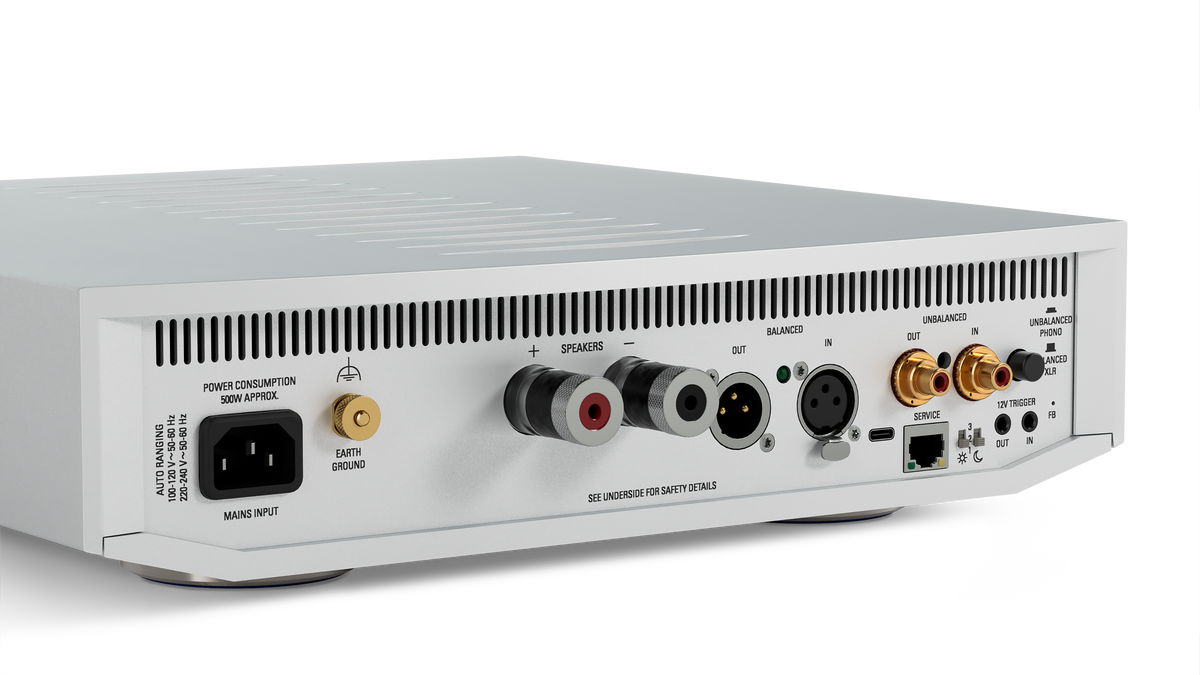 Rear connection detail of the silver Linn Klimax Solo 500 mono power amplifier