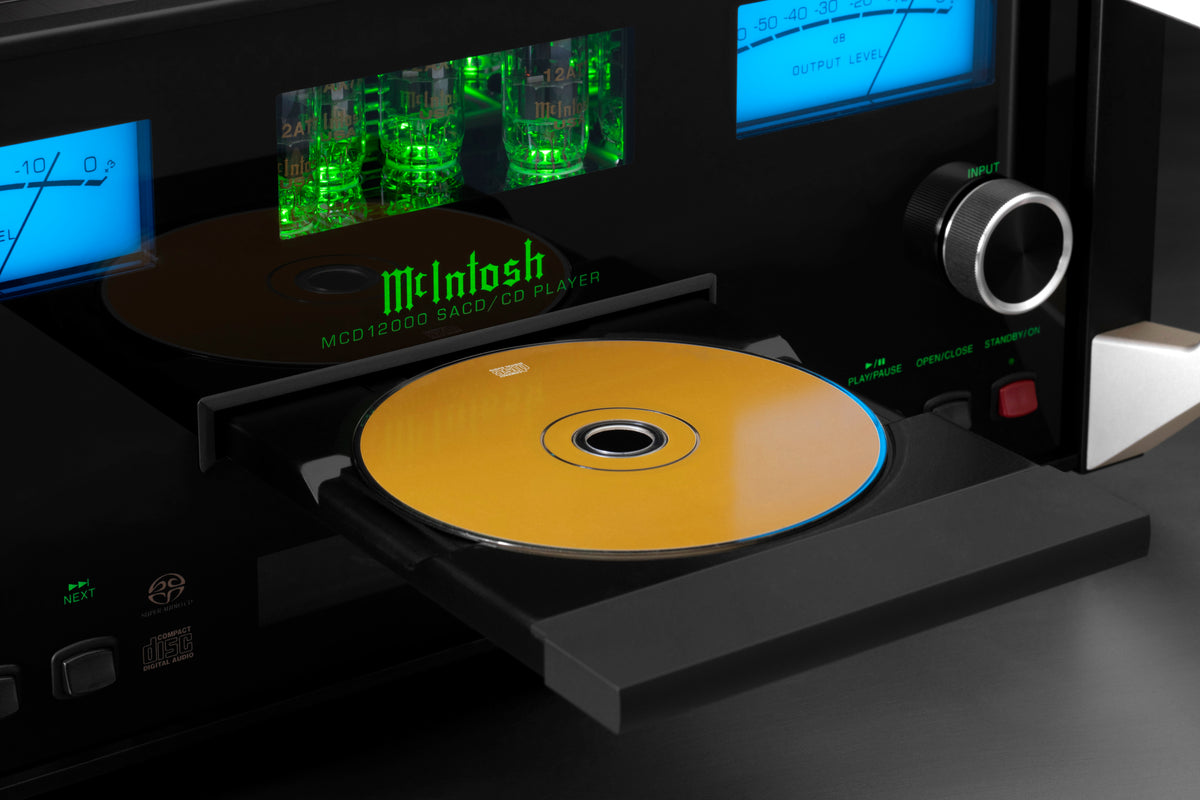 McIntosh MCD12000 Front Close Up