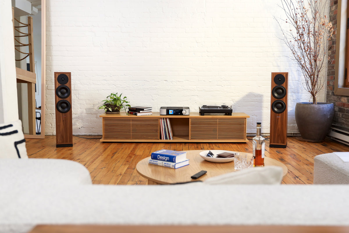 MOON 371 - in a listening system