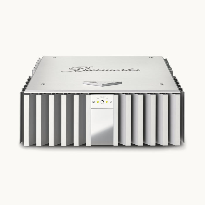 Burmester 956 Amplifier front
