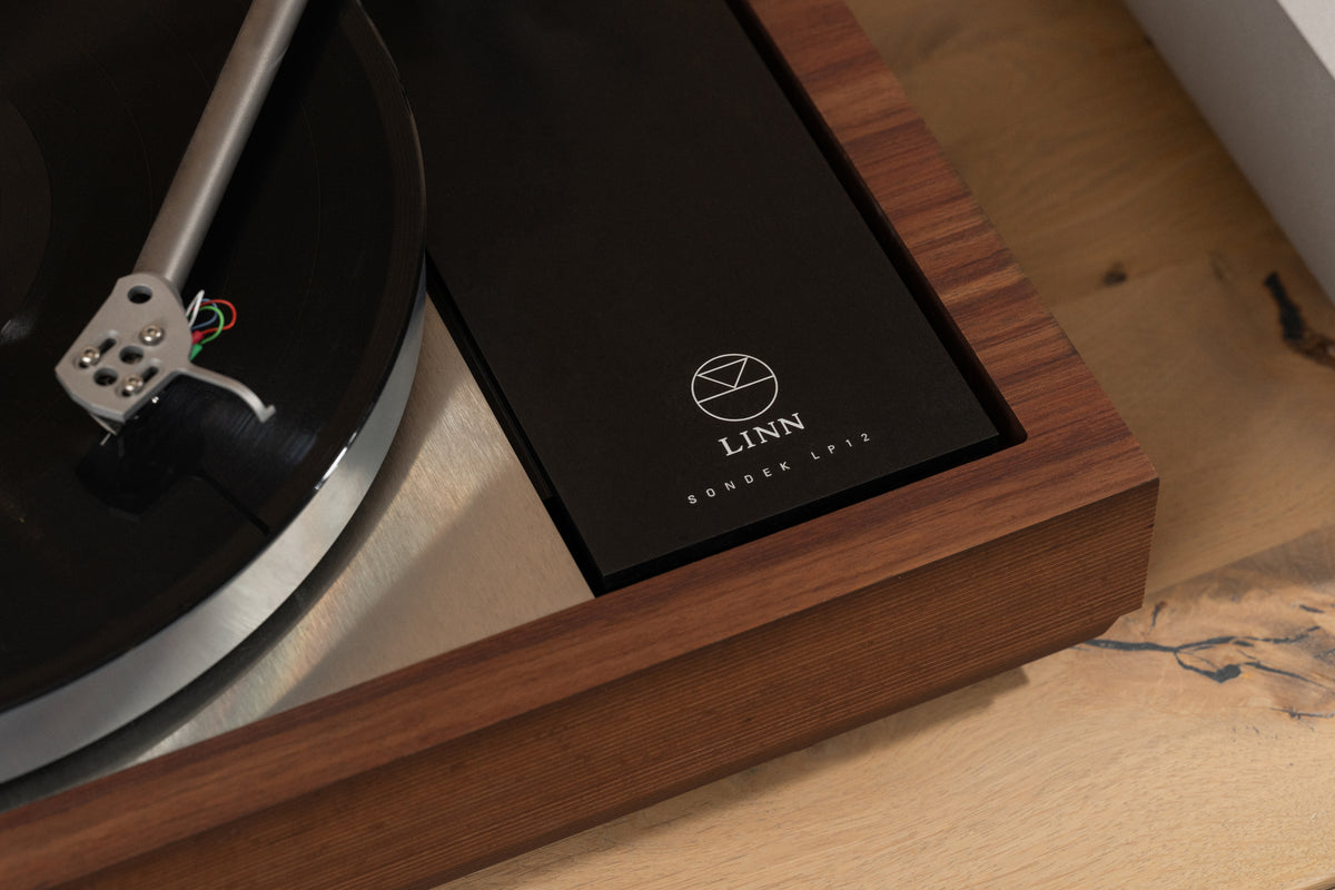 Close view of the Linn Klimax LP12 on the Bedrok densified-beech plinth
