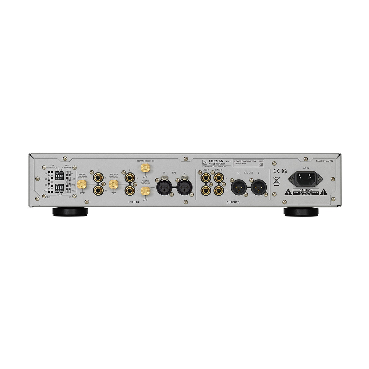 Luxman E-07 — rear product view