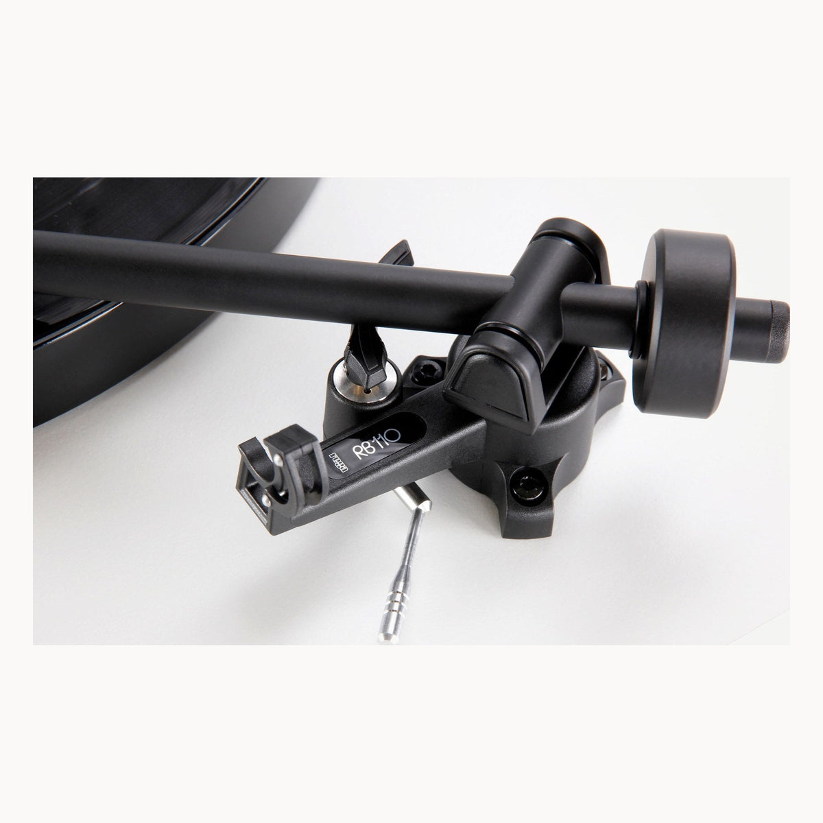 Rega Planar 1 view 4