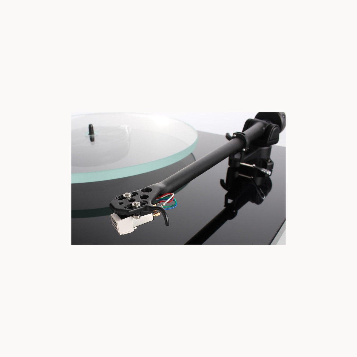 Rega RB220