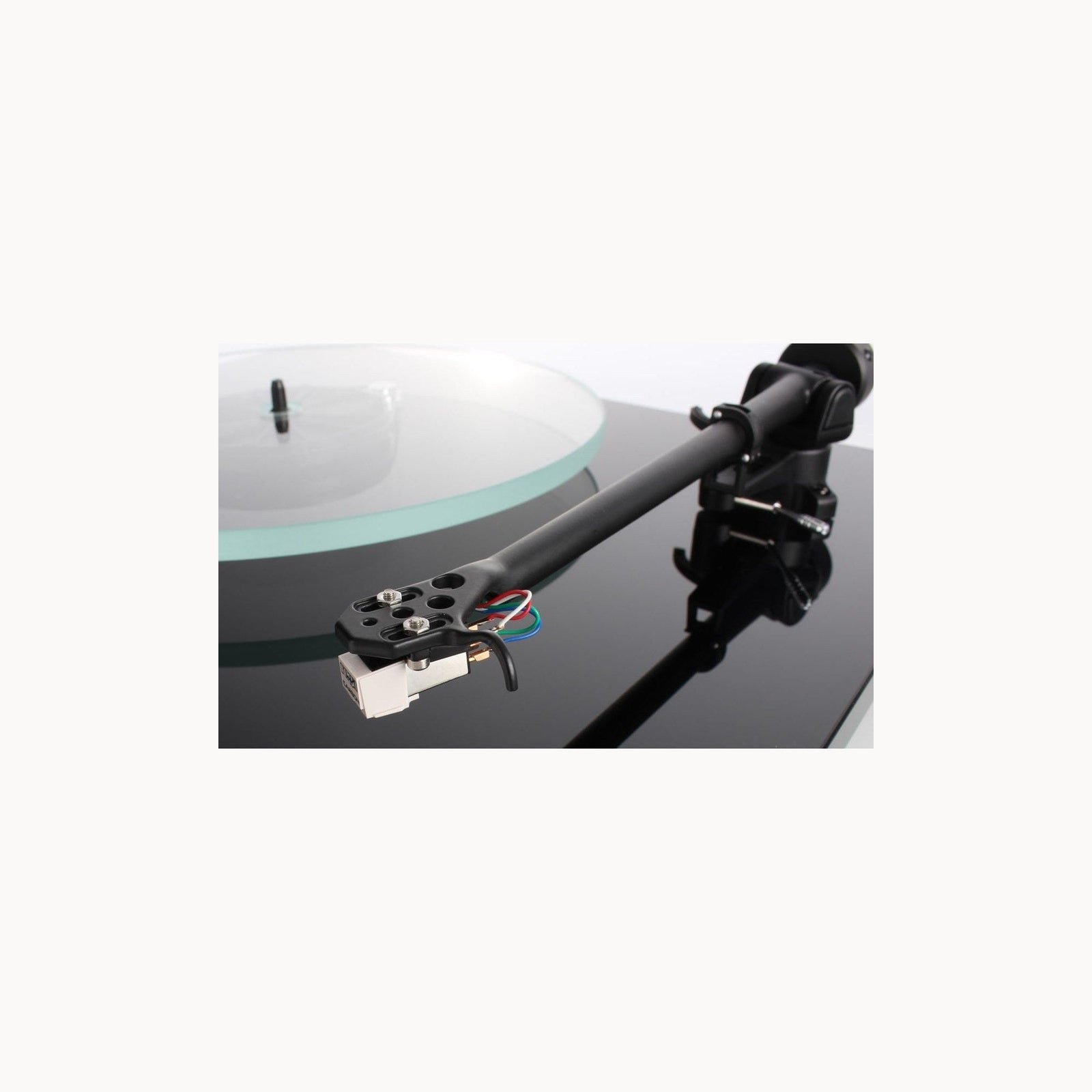 Rega RB220