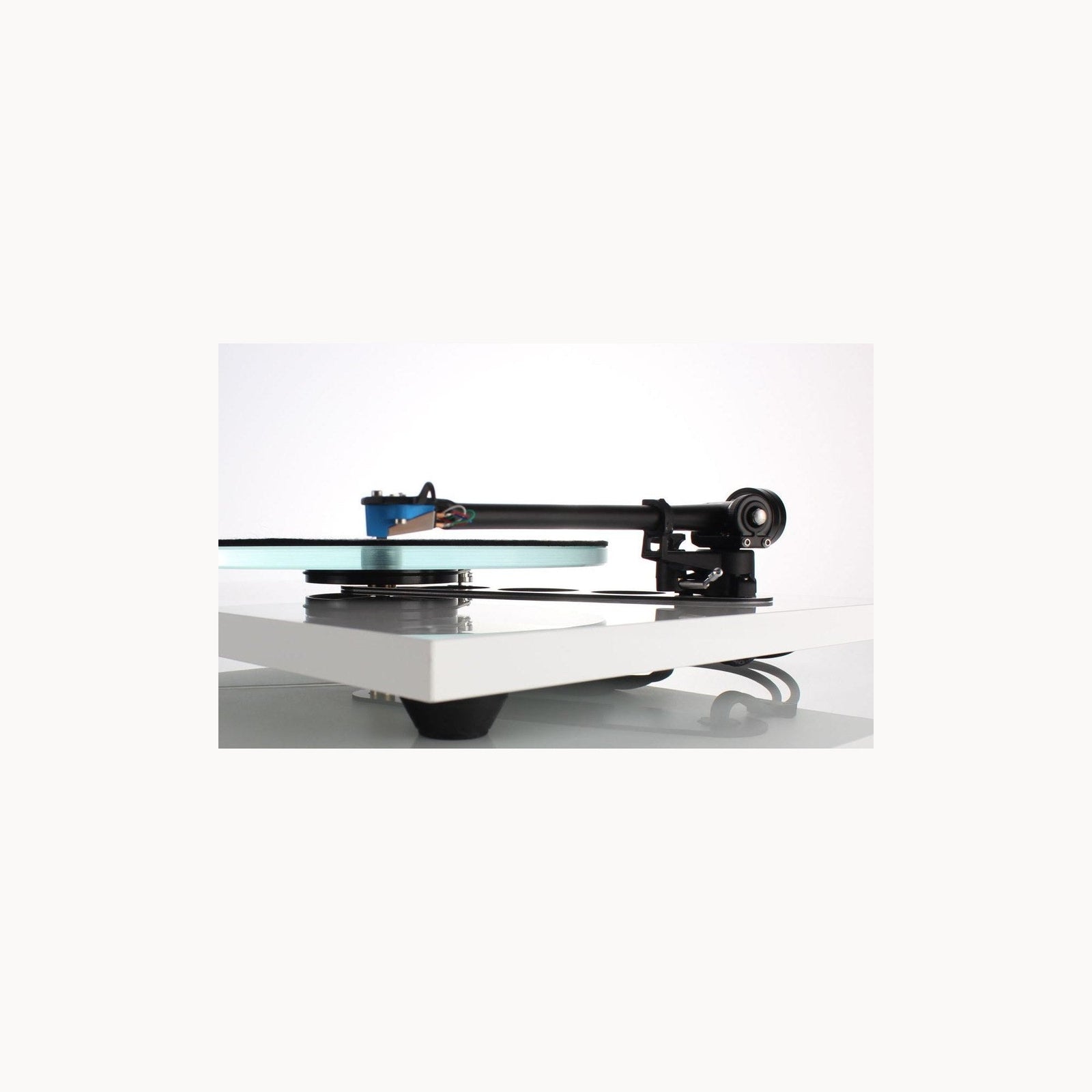 Rega RB330