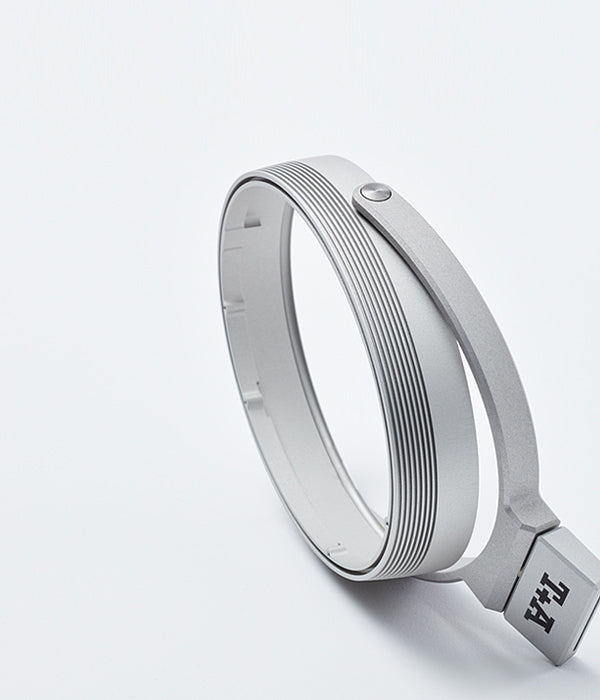 T+A Solitaire P Planar Magnetic Headphones with Ultra-Low Distortion