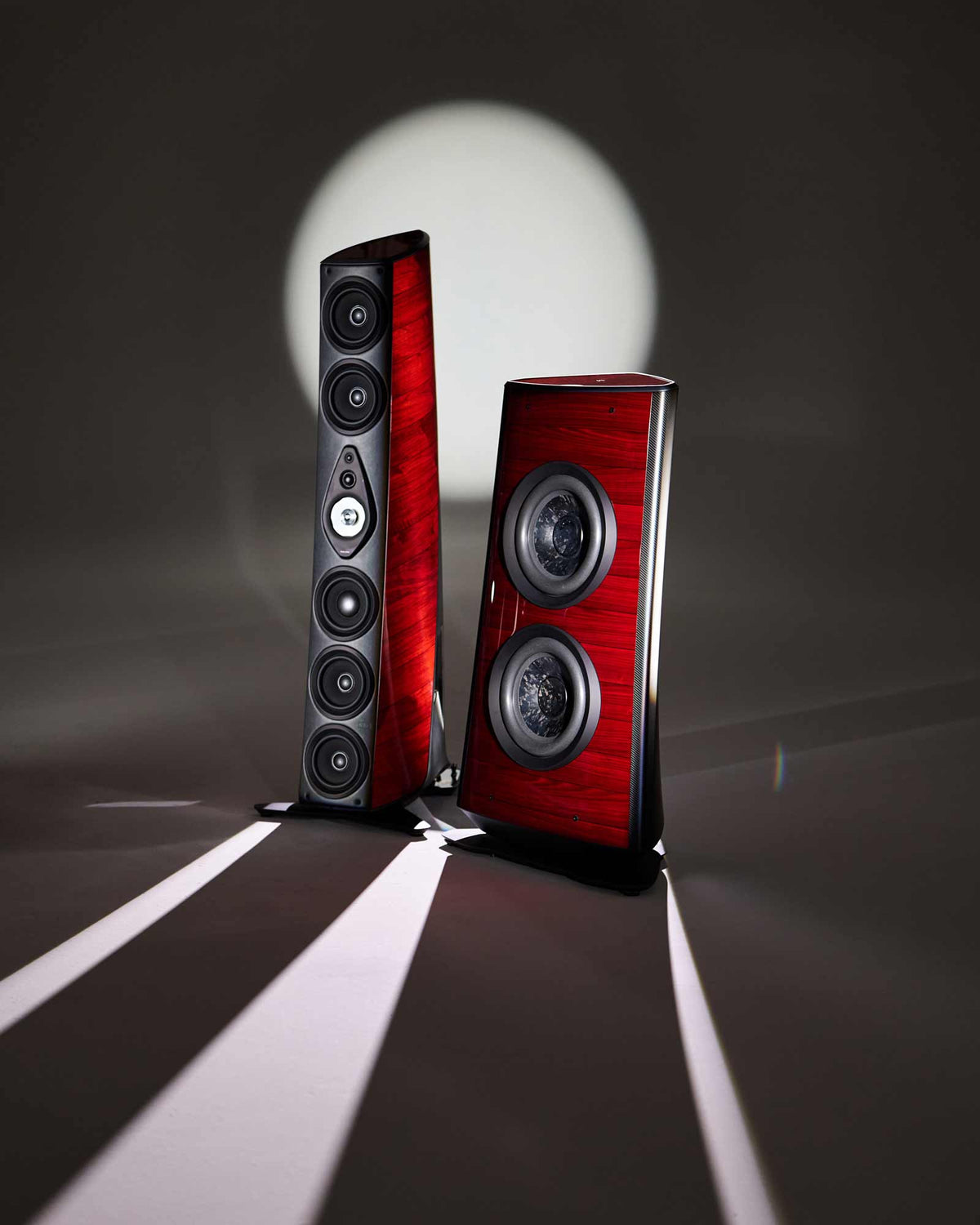 Sonus Faber Suprema in Red High Gloss, tweeter and midrange detail