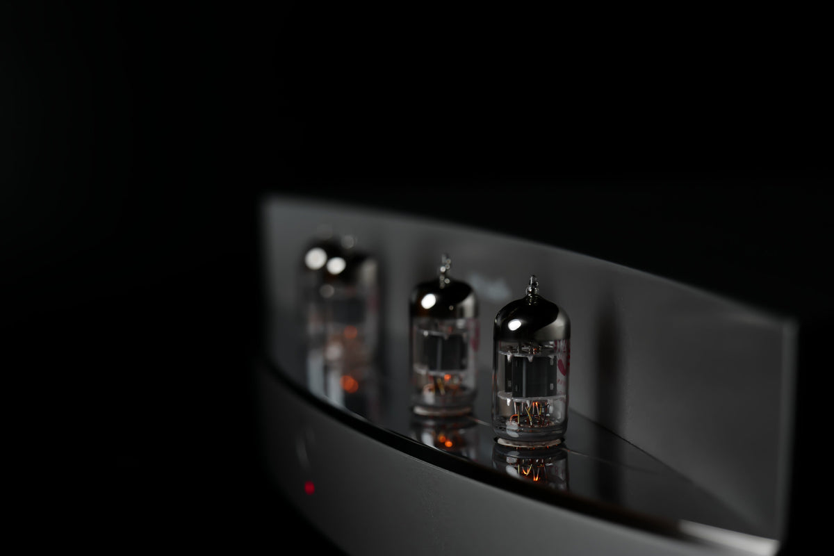 TB-100 Tube Phono Equalizer